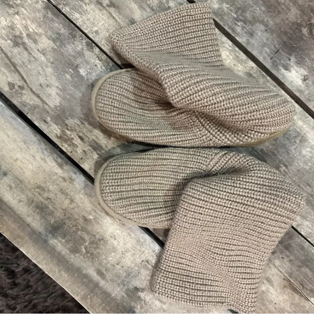 Cozy Knit Slippers Ugg